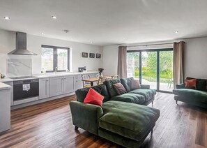Country Lodge Deluxe - Old Buckenham Country Park, Old Buckenham