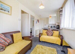 Chalet 6 - Ravenna Holiday Park, Anderby Creek, Mablethorpe