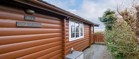 Gold 2 Cabin 69a - Trawsfynydd Leisure Village, Blaenau Ffestiniog