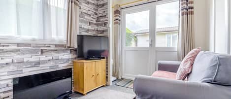 Chalet 5 - Ravenna Holiday Park, Anderby Creek, Mablethorpe