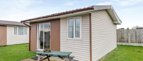 Chalet 3 - Ravenna Holiday Park, Anderby Creek, Mablethorpe