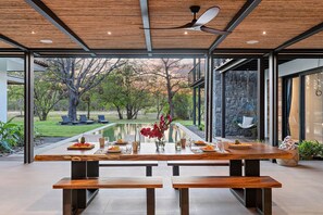 Outdoor dining