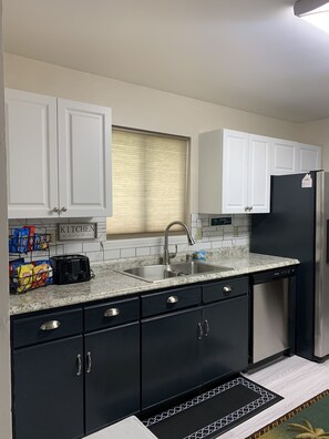 Kitchen with complimentary snacks 