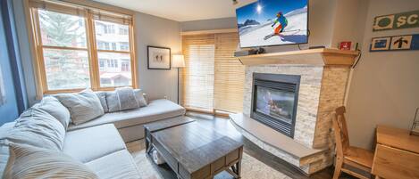 Updated vacation condo at Silver Mill!