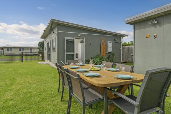 Outdoor dining