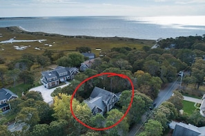 House is located right next to forest beach (circled in red)