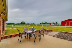 Backyard Patio | Pet Friendly w/ Fee | Ranch Tours On-Site