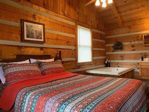 The bedroom to relax in the mountains.