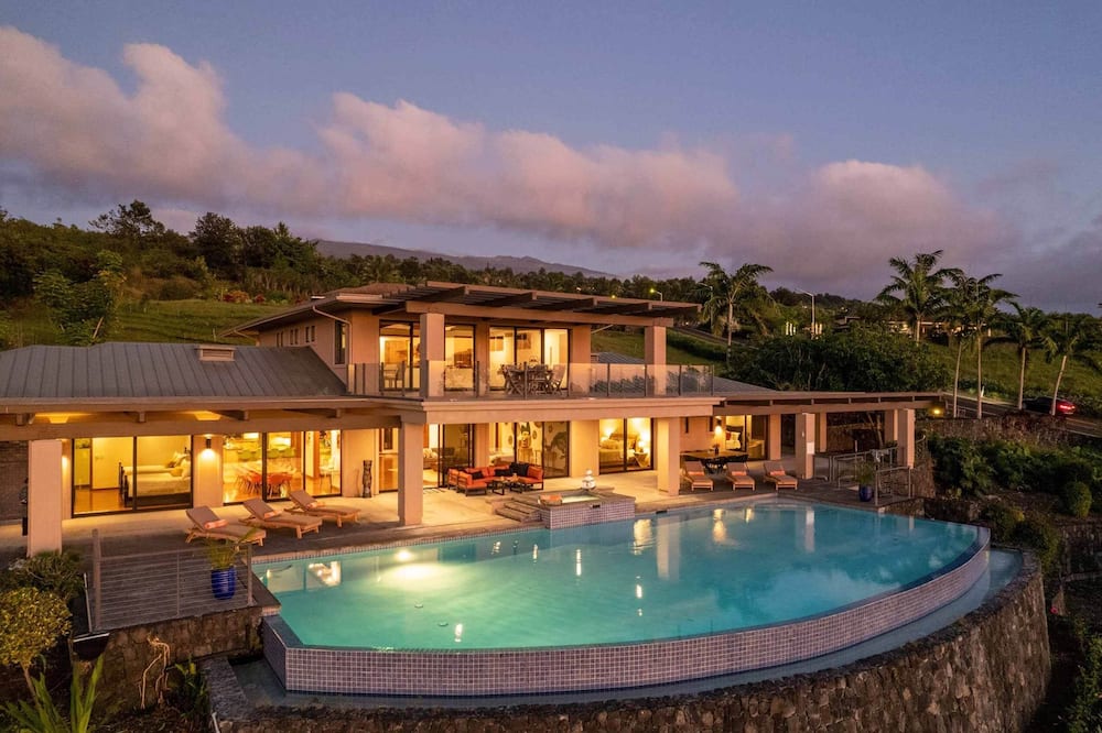 Kukuna Estate by Cuvee Kona Coast
