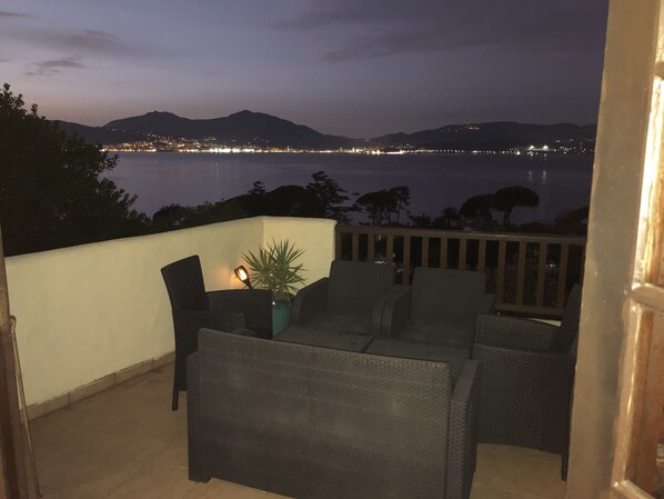 Terrasse vue Ajaccio 