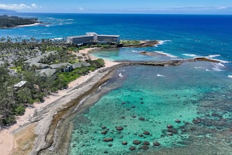 Surfer's paradise on Oahu's North Shore - Split ACs