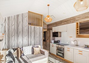 Pladda Pod with Hot Tub - Heads of Ayr Holiday Park, Ayr