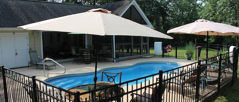 Pool deck and Pool House/Screened Porch