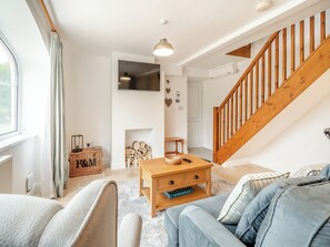 Living area | May’s - Grange Farm Cottages, Sewerby, near Bridlington
