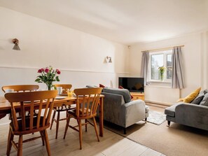 Open plan living space | Old Stables - Grange Farm Cottages, Sewerby, near Bridlington