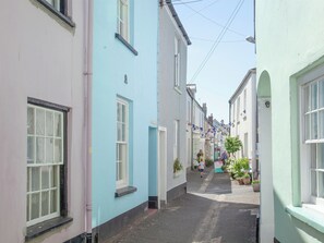 Surrounding area | Tillerman Cottage Appledore Devon, Appledore