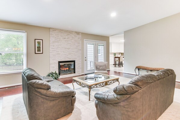 Charlotte Vacation Rental | 3BR | 2.5BA | 1,700 Sq Ft | Stairs to Access
