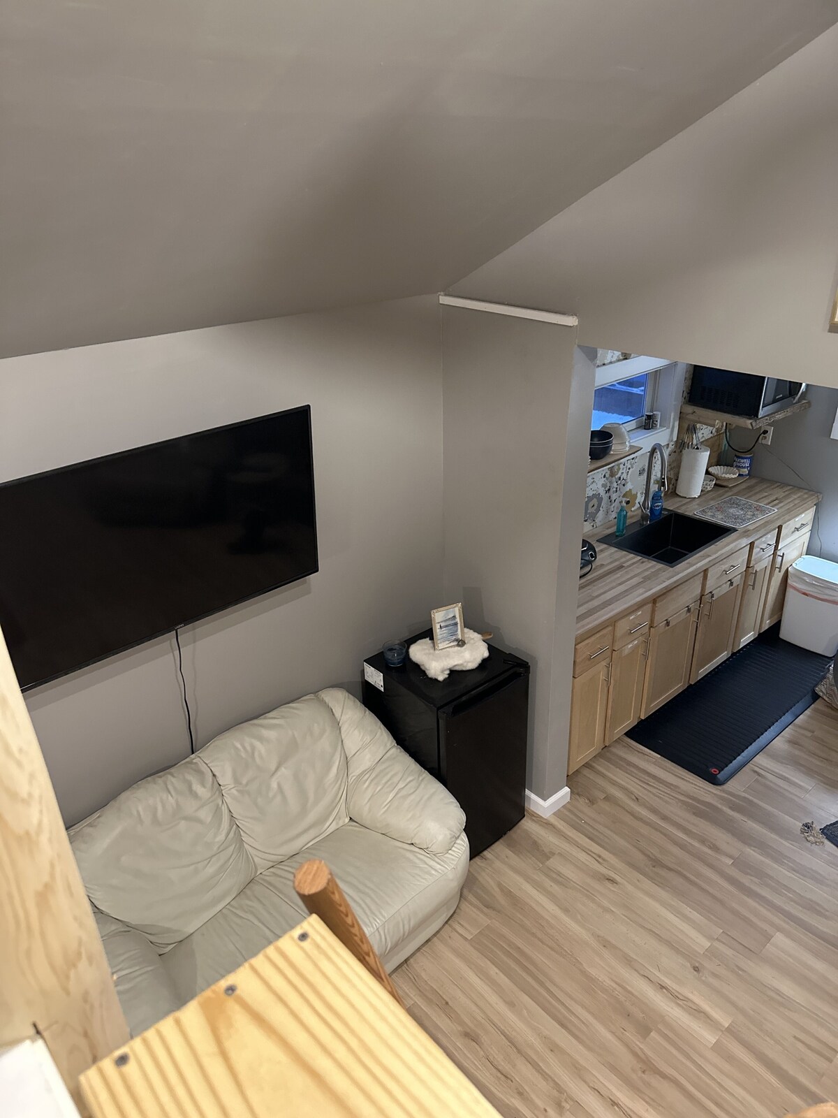 Loft Cabin #2