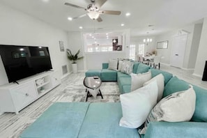 Huge, Spacious Living Room w/ Super Comfy Sofa, Smart TV, Full Body Mirror(not pictured), Ceiling Fan & Lighting