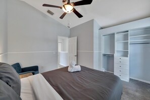 Third bedroom. Large open closet.