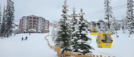 Located on a green run, just 3 minute walk to the gondola