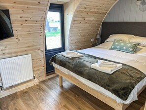 Double bedroom | Barrow View - Firtree Farm Lodges, North Barrow, near Yeovil
