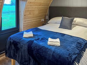 Double bedroom | Vale View - Firtree Farm Lodges, North Barrow, near Yeovil