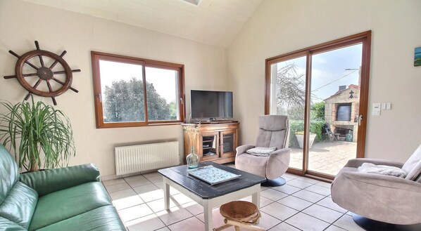 Photo 0