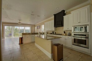 Gourmet Kitchen: Whip up delicious meals in our fully-equipped kitchen.