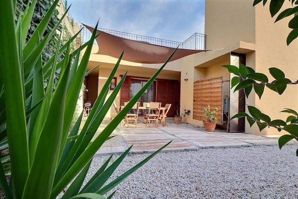 Terassi/patio