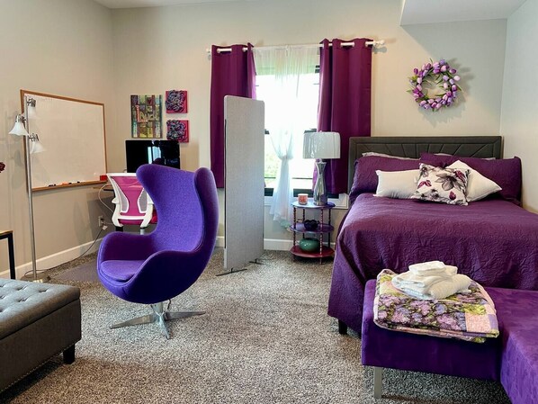 The most gorgeous purple studio room on the planet!