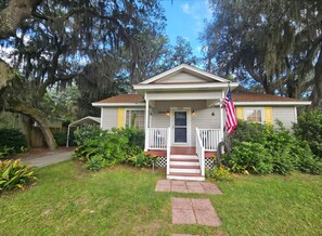 A cozy cottage that provides perfect sanctuary nestled in quaint St. Marys