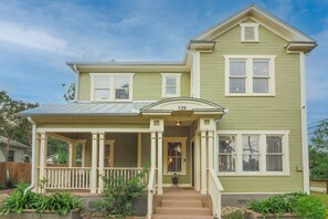 Welcome to our beautifully remodeled Craftsman-style home, where warmth and charm await at every turn. Step inside and feel at home as you're greeted by a cozy atmosphere and inviting decor. Relax with a cup of coffee on the charming covered patio.