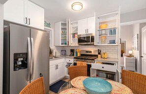 Kitchen comes fully stocked with all essentials and cookware