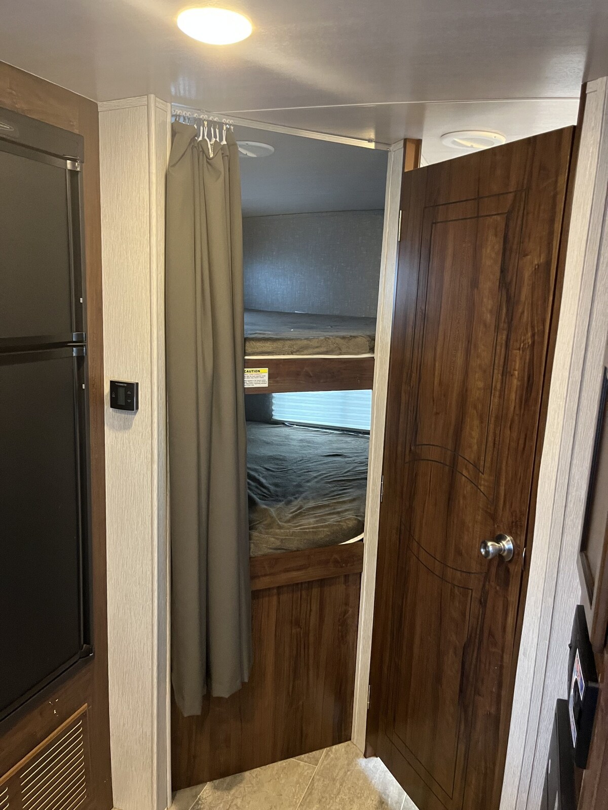 Cozy Modern Trailer in the Heart of South Tampa