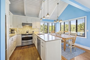 Fully equipped kitchen with everything you need and stainless appliances