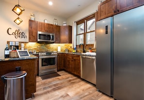 The kitchen is perfectly set up to provide everything you need to cook during your stay