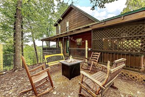 Enjoy the fire-pit with your family and friends. 