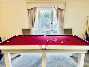 Game room