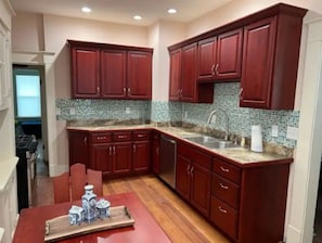 Private kitchen