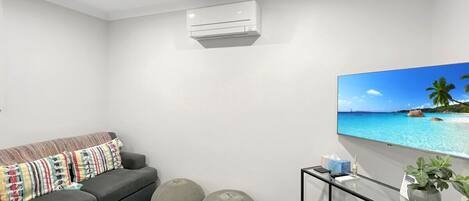 Apartment comes with split system heater/air conditioner