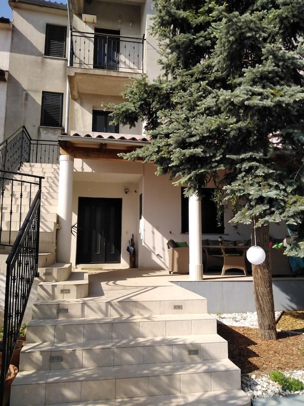 Exterior detail