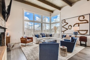 Spacious and bright living area