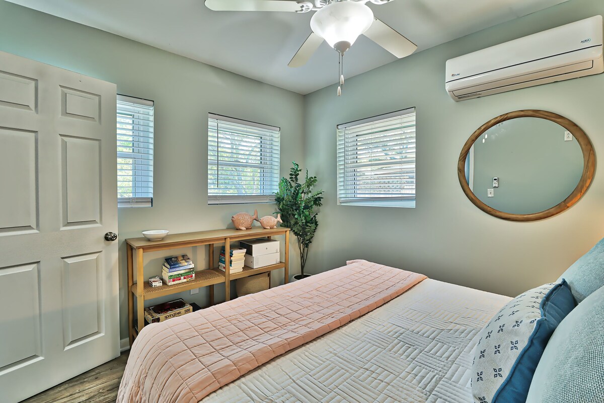 Inlet Front Home – Minutes From Marshwalk