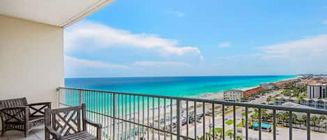 Leeward Key 1201 balcony views