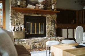 1st Floor | Living Room | Fireplace & TV