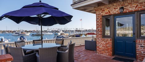 608 S. Bayfront Newport Beach CA 92662