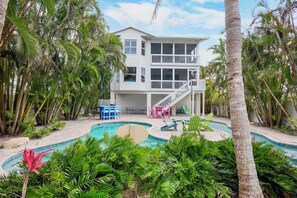 Lighthouse Lagoon by Anna Maria Vacations