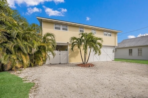 Lobster Key by Anna Maria Vacations