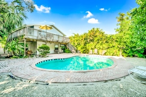 Private Pool